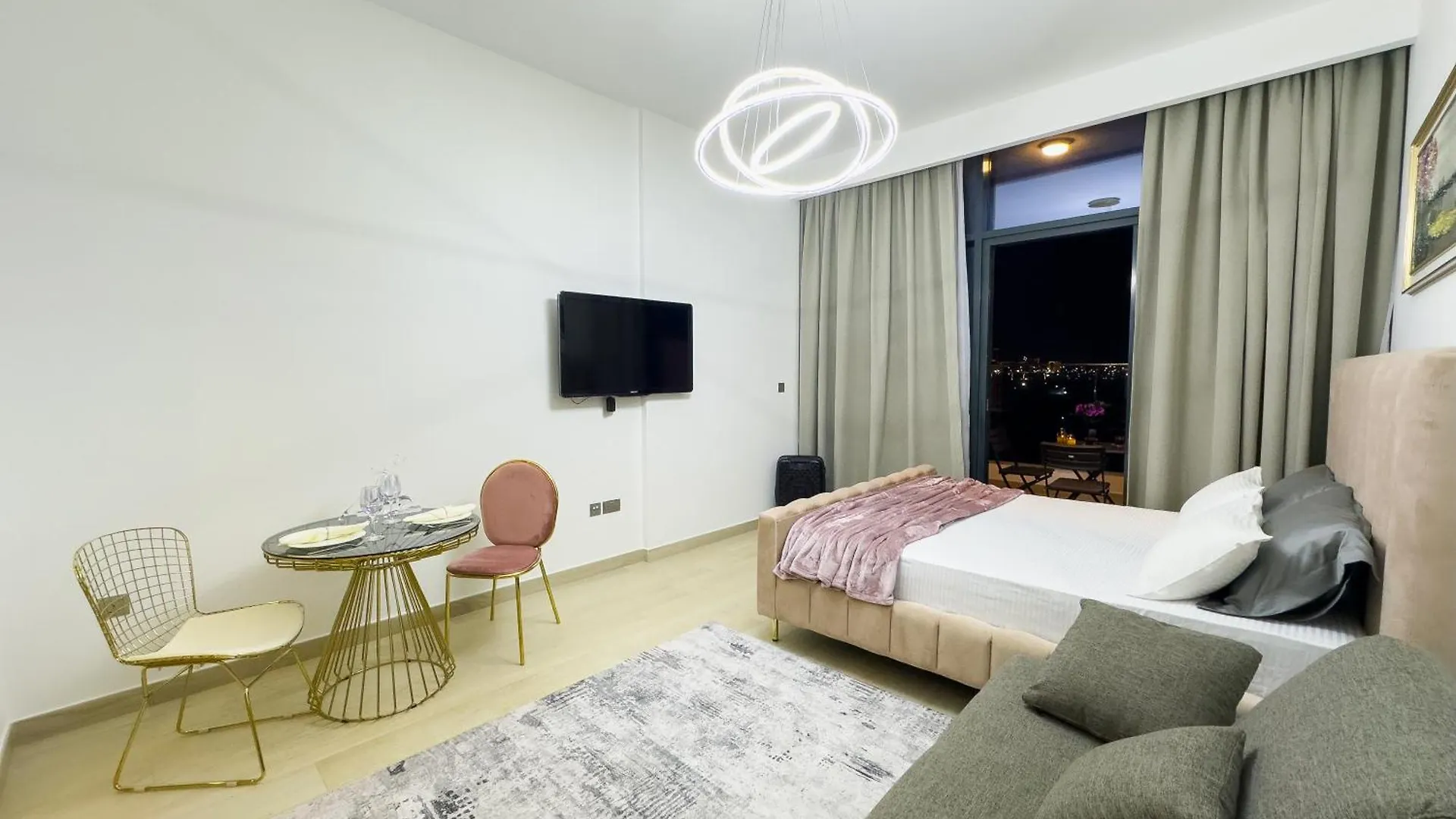 Studio In Azizi Riviera Dubai Apartment